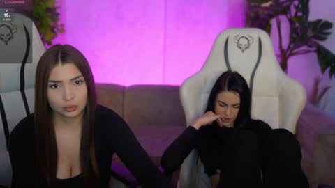 Sweet girls online show from December 17, 9:04 am