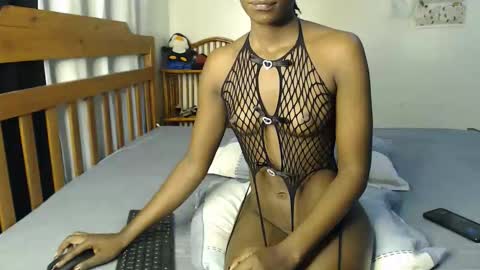 Snapshot of kira_256 chatting on September 16, 6:42 pm Miimi online show from September 16, 6:42 pm