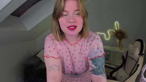 Snapshot of kira_citro chatting on February 28, 9:12 pm Kira  NEXT STREAM December 4 5pm CET  11am EST online show from February 28, 9:12 pm