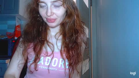 Snapshot of kira_foxy_ chatting on December 11, 2:33 pm Kira online show from December 11, 2:33 pm