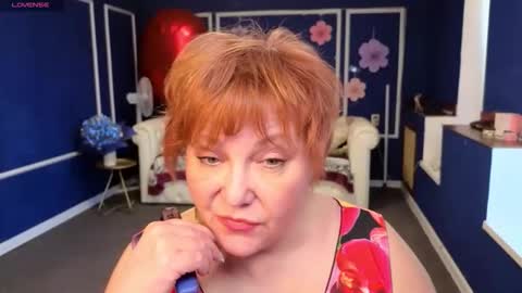 Snapshot of kira_kennet chatting on May 14, 7:59 am Kira Kennet online show from May 14, 7:59 am