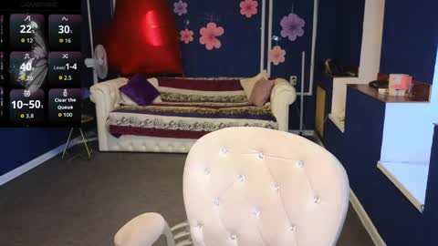 Snapshot of kira_kennet chatting on May 16, 6:32 am Kira Kennet online show from May 16, 6:32 am