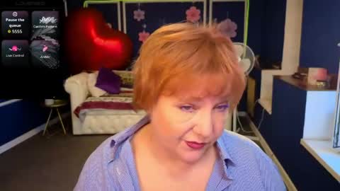 Snapshot of kira_kennet chatting on May 22, 5:47 am Kira Kennet online show from May 22, 5:47 am