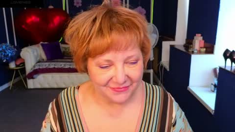 Snapshot of kira_kennet chatting on May 31, 8:10 am Kira Kennet online show from May 31, 8:10 am