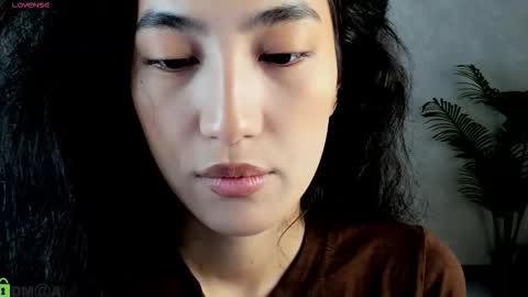 Aura online show from November 20, 2:56 am