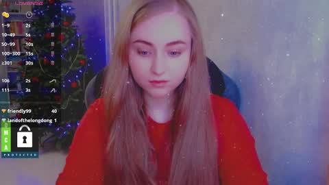 Snapshot of kira_love_sleep chatting on December 25, 4:22 pm you know thumb up me please its important online show from December 25, 4:22 pm