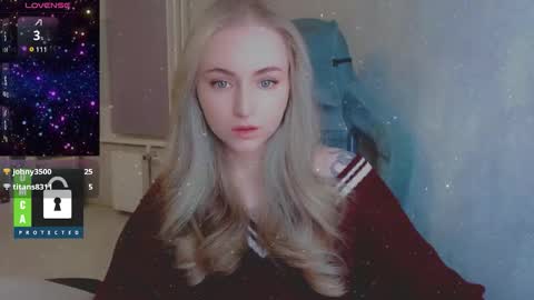 Snapshot of kira_love_sleep chatting on February 6, 3:48 pm you know thumb up me please its important online show from February 6, 3:48 pm