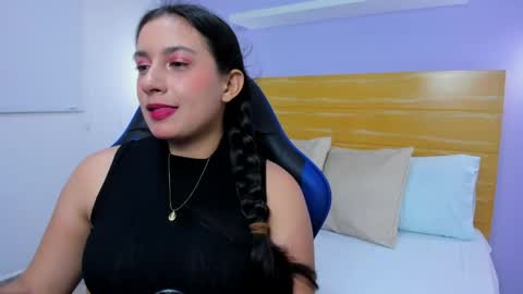 K I R A online show from May 26, 1:56 am