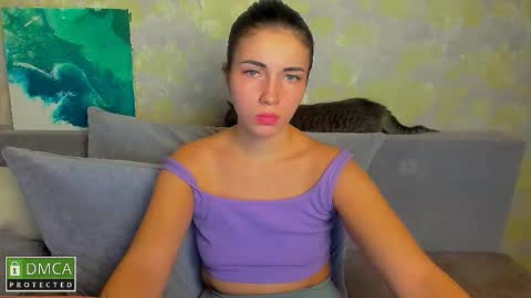 kiraa sunny online show from November 5, 6:52 pm