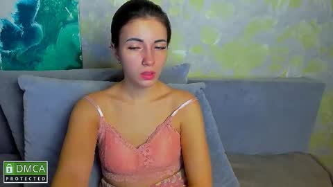 kiraa sunny online show from November 16, 6:57 pm