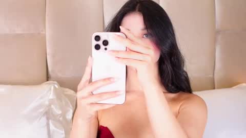 kira online show from October 19, 1:28 am