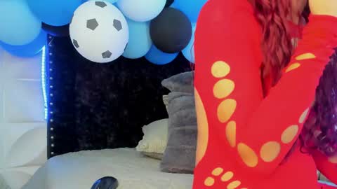 kirakeyhot online show from June 18, 7:29 pm