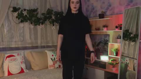 Kira    online show from March 5, 4:13 pm