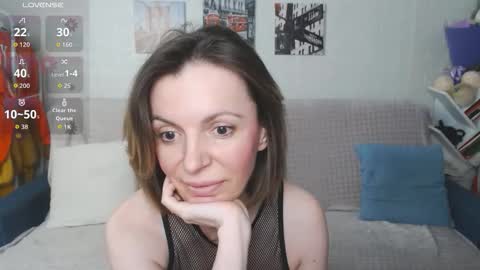 kiramartins cat online show from November 9, 8:07 pm