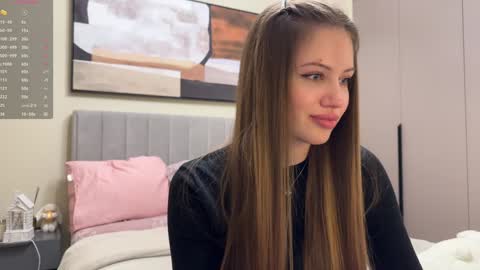 Kira online show from December 4, 11:08 am