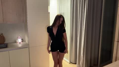 Kira online show from September 13, 5:02 pm