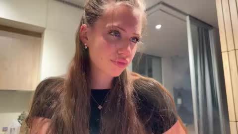 Kira online show from March 16, 4:11 pm