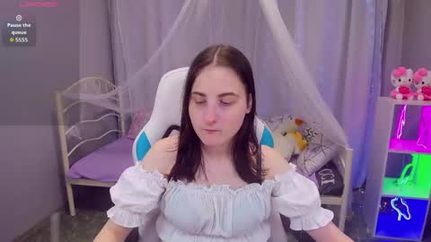 KiraParker online show from May 10, 3:50 pm