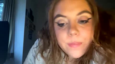 Snapshot of kiraslut981151 chatting on March 2, 7:15 am kiraslut981151 online show from March 2, 7:15 am