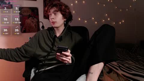 Snapshot of kiriae21 chatting on February 21, 7:26 pm Alan online show from February 21, 7:26 pm