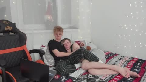 Snapshot of kirill_20_cm chatting on January 8, 6:41 pm Kirill and Andrey online show from January 8, 6:41 pm