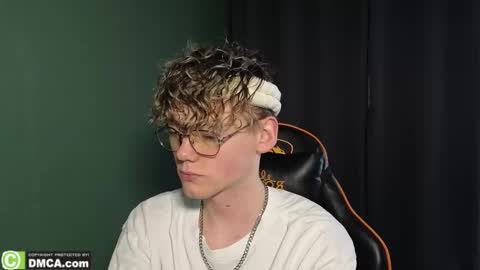 Kirill and Andrey online show from February 25, 8:13 am