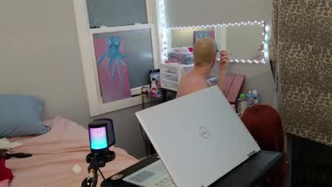 Onya online show from February 27, 9:00 am