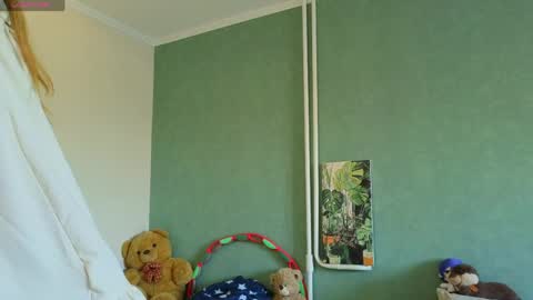 Snapshot of kiss_auraa chatting on March 28, 1:22 pm Leia online show from March 28, 1:22 pm