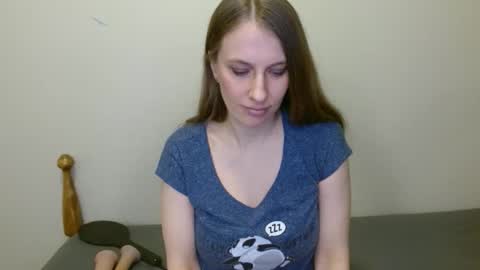 Allie online show from April 9, 3:06 pm