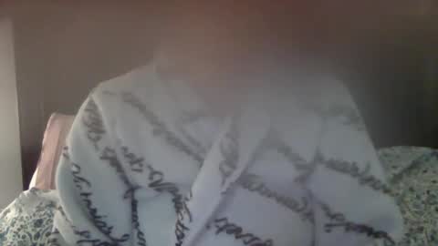 kissandtell1357 online show from October 22, 6:51 pm