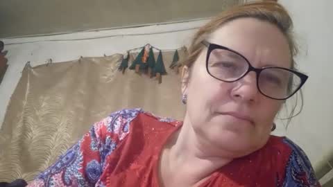 kissandvibe online show from December 2, 2:01 pm