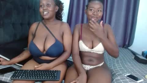 kisses_galore online show from March 18, 8:50 am