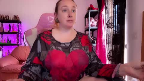 kissica online show from October 28, 10:30 am