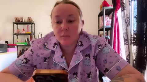 kissica online show from May 11, 1:39 pm