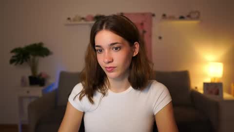 Sisi online show from September 22, 1:57 pm