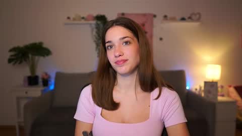 Sisi online show from December 2, 2:23 pm