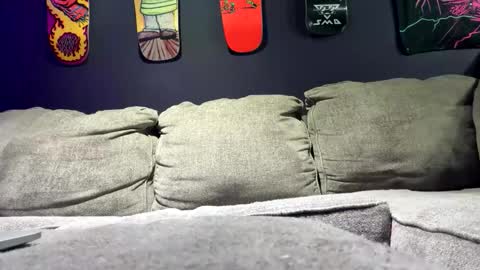 Kaitie online show from December 2, 7:36 am