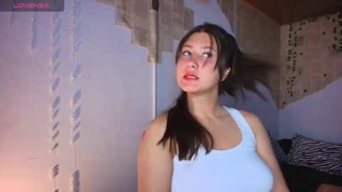 Snapshot of kisstarxxx chatting on September 25, 5:44 am Helena and Brad online show from September 25, 5:44 am