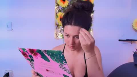 Helena and Brad online show from April 27, 9:24 pm