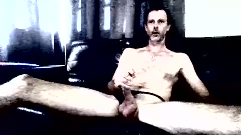 kit_walker101 online show from April 9, 4:12 am