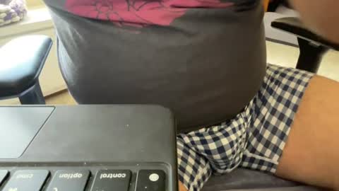 Hunter online show from August 7, 5:37 pm