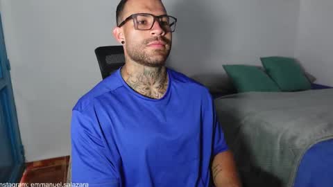 Snapshot of kite__ chatting on January 11, 12:29 pm kite__ online show from January 11, 12:29 pm