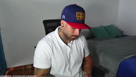 Snapshot of kite__ chatting on January 12, 2:19 pm kite__ online show from January 12, 2:19 pm