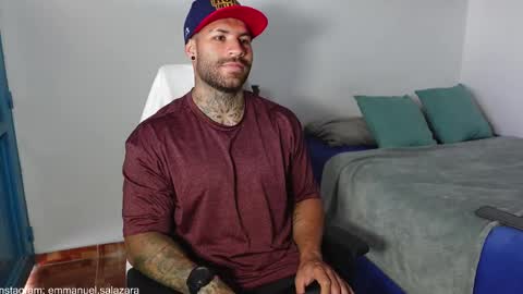 Snapshot of kite__ chatting on January 24, 2:41 pm kite__ online show from January 24, 2:41 pm