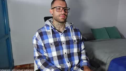 Snapshot of kite__ chatting on January 25, 11:55 am kite__ online show from January 25, 11:55 am