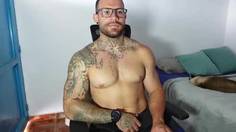 Snapshot of kite__ chatting on February 5, 5:09 pm kite__ online show from February 5, 5:09 pm