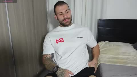 kite__ online show from January 17, 11:52 pm