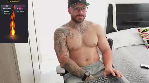 kite__ online show from February 12, 2:56 pm