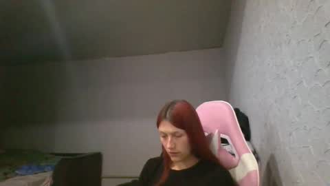 kiti_kitiss online show from May 12, 6:27 pm