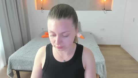 kitkatvel online show from May 30, 5:59 am